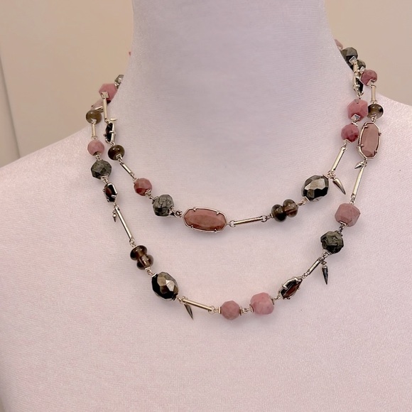 Kendra Scott Retired Ruth Necklace - Picture 2 of 3